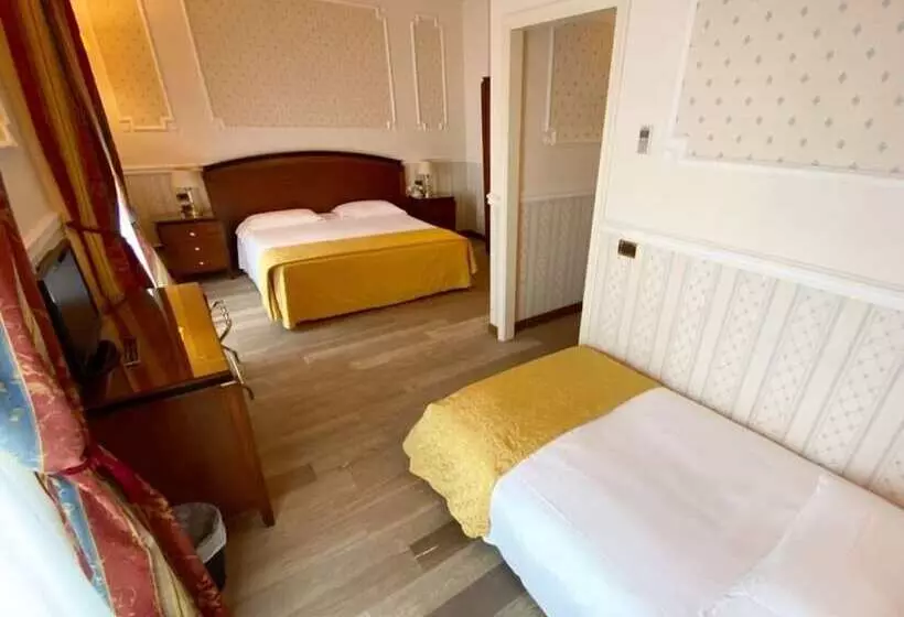 スタンダードトリプルルーム, Grand Hotel Regina Salsomaggiore