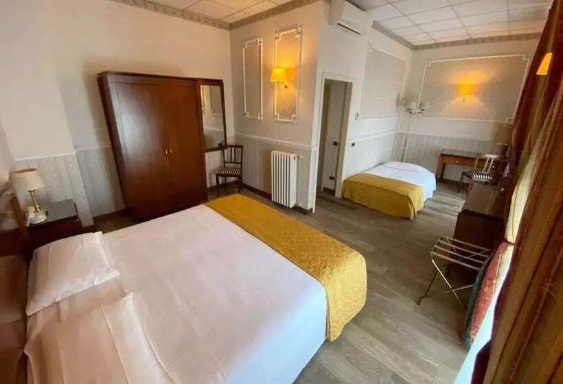 スタンダードトリプルルーム, Grand Hotel Regina Salsomaggiore