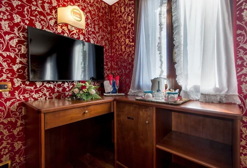 اتاق استاندارد, Antica Locanda Sturion Residenza D Epoca