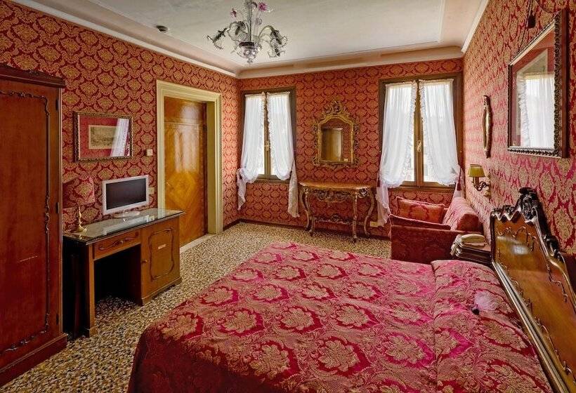 Junior Suite amb Vistes, Antica Locanda Sturion Residenza D Epoca