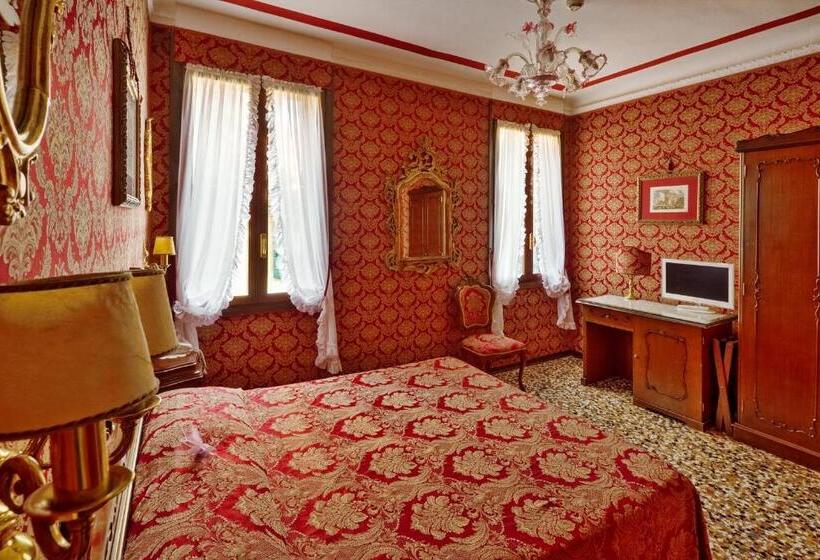 اتاق استاندارد, Antica Locanda Sturion Residenza D Epoca