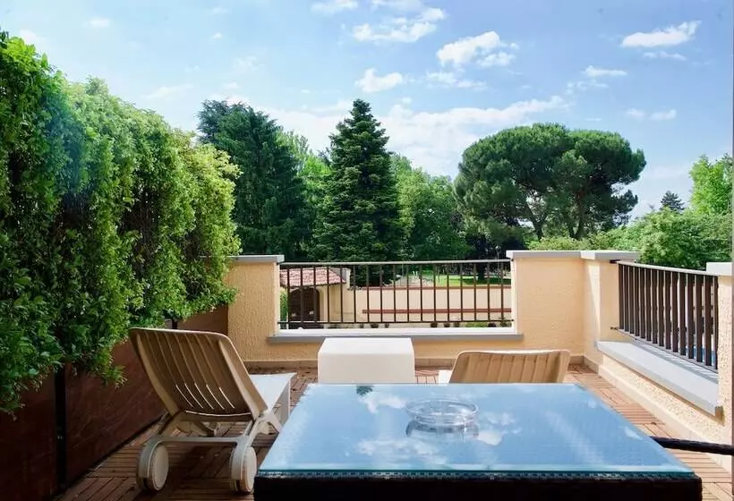 سوییت جونیور, Dei Giardini