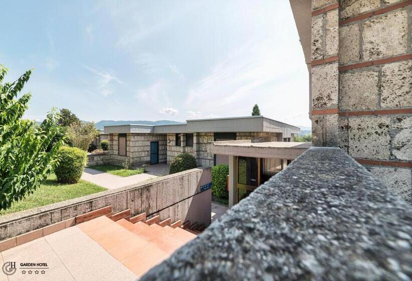 اتاق استاندارد چهار تخته, Garden Terni