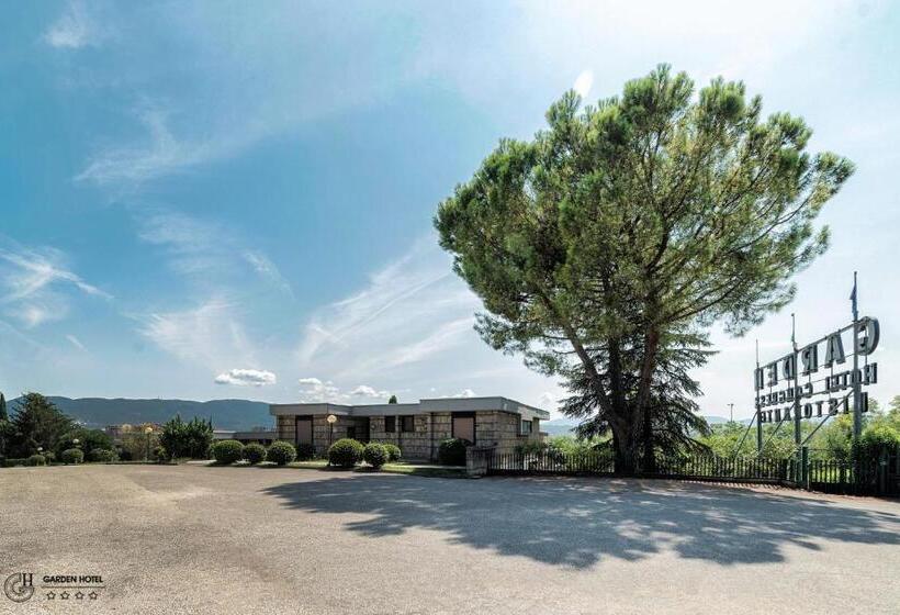 اتاق استاندارد چهار تخته, Garden Terni