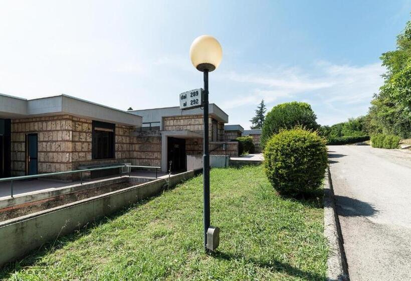 اتاق استاندارد چهار تخته, Garden Terni