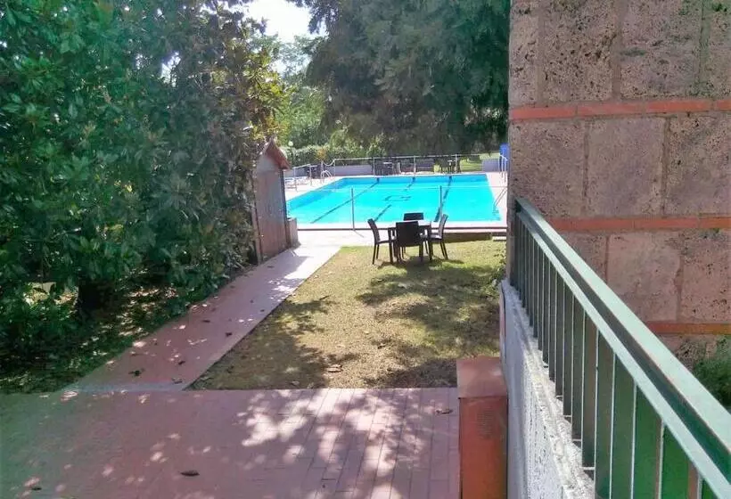 اتاق استاندارد با بالکن, Garden Terni