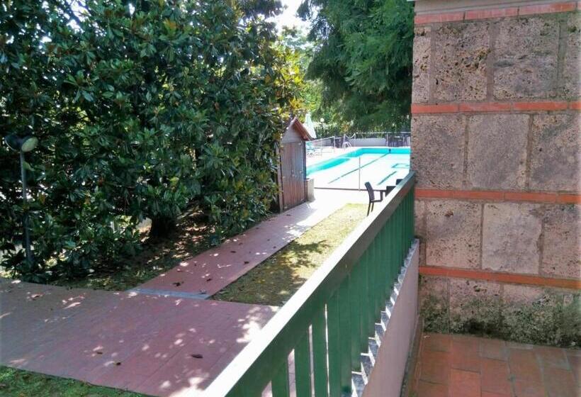 اتاق استاندارد با بالکن, Garden Terni