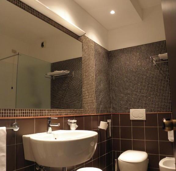 اتاق استاندارد, Ghironi