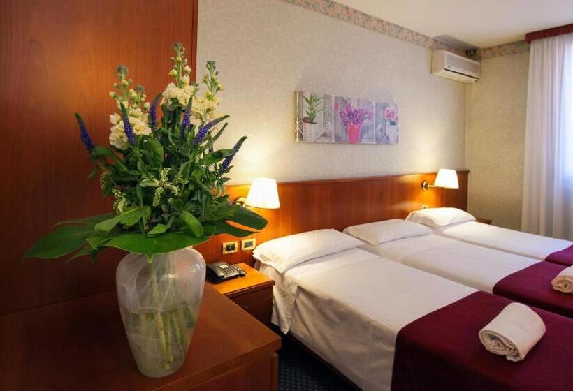 스탠다드 트리플 룸, Kappa