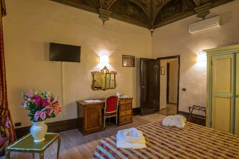 اتاق سوپریور, Paris