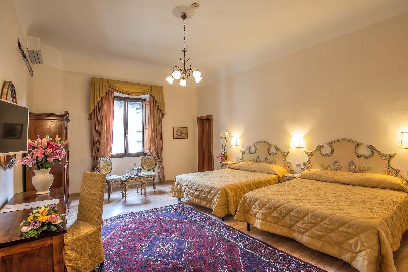 اتاق لوکس, Paris