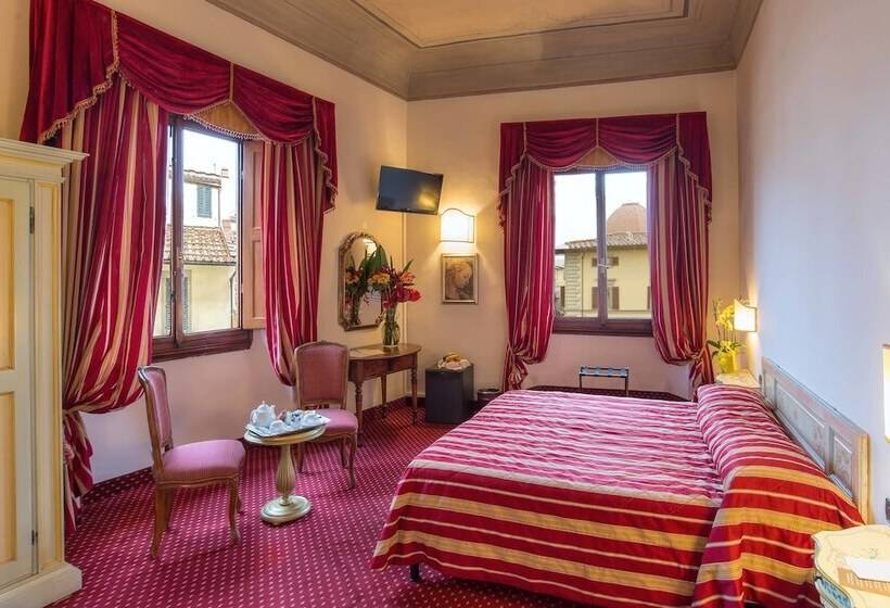 اتاق سوپریور, Paris