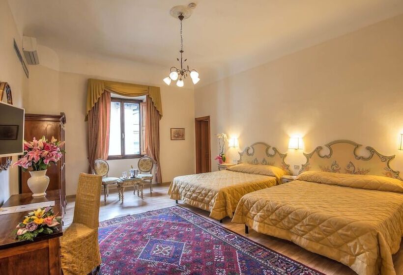 اتاق لوکس, Paris