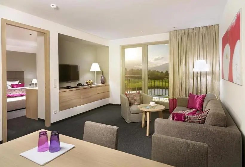 ゴルフ場の見えるスイートルーム, Dolomitengolf Suites