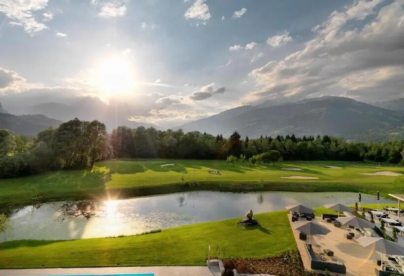 ゴルフ場の見えるジュニアスイート, Dolomitengolf Suites