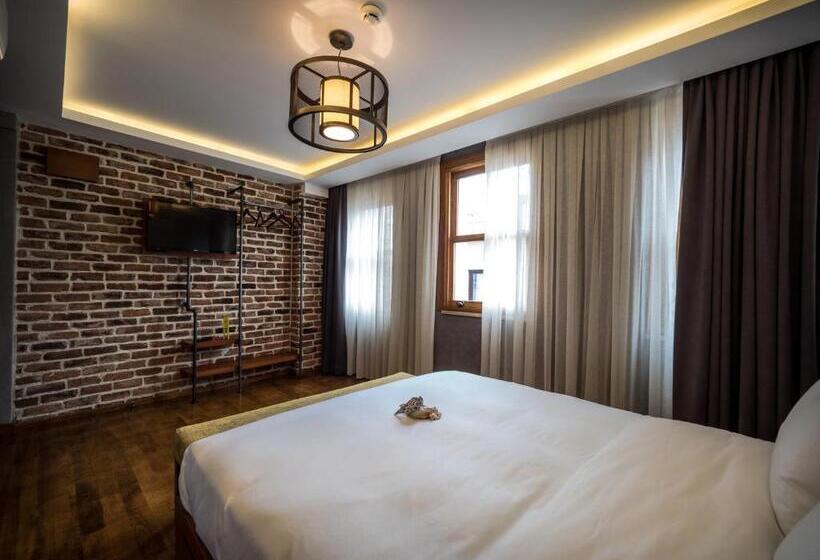 デラックスルーム, Galataco