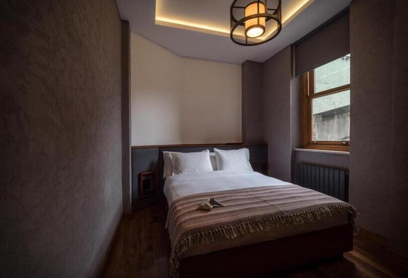 スタンダードルーム, Galataco