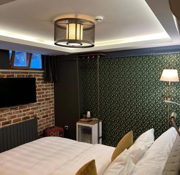 スタンダードルーム, Galataco