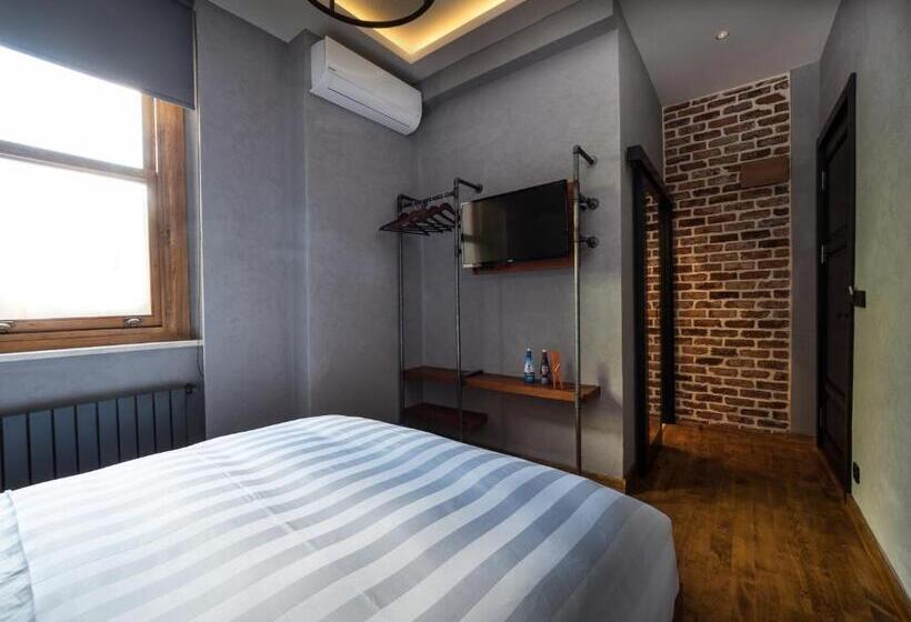 スタンダードルーム, Galataco