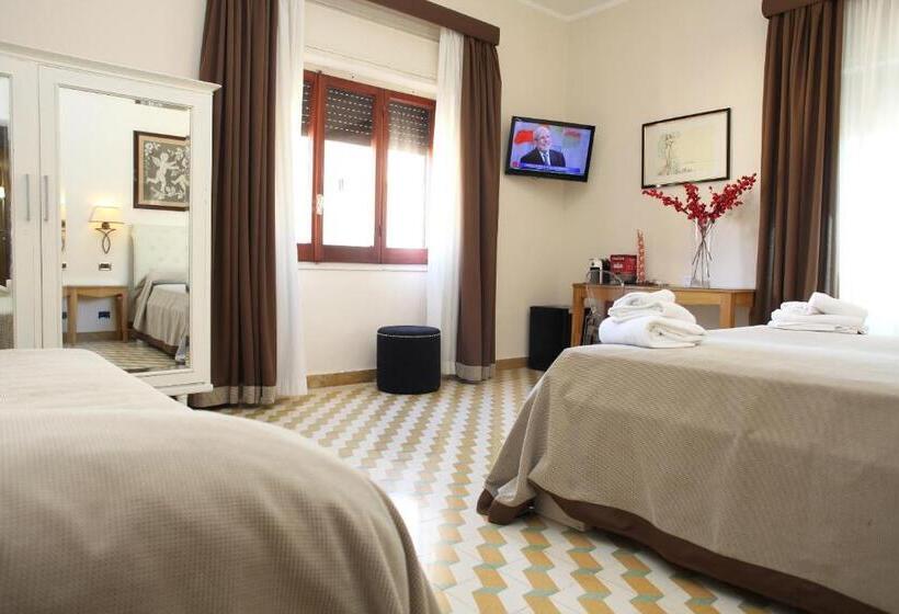 标准间, Albergo Russo