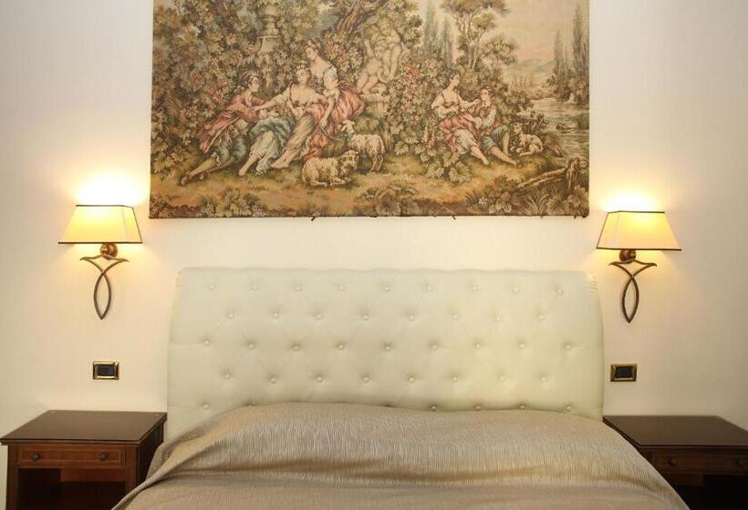 标准间, Albergo Russo