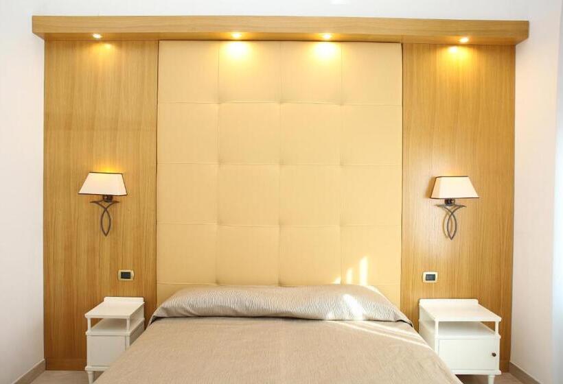 豪华房间, Albergo Russo