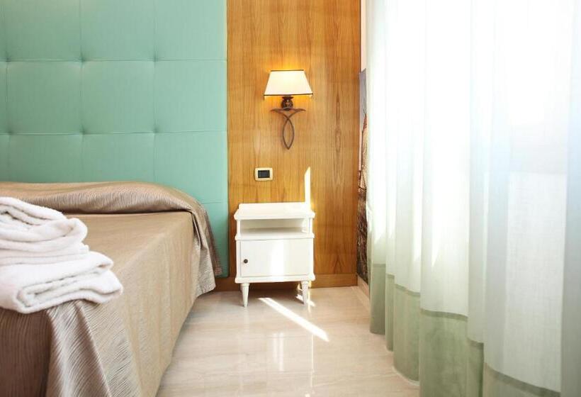 豪华房间, Albergo Russo