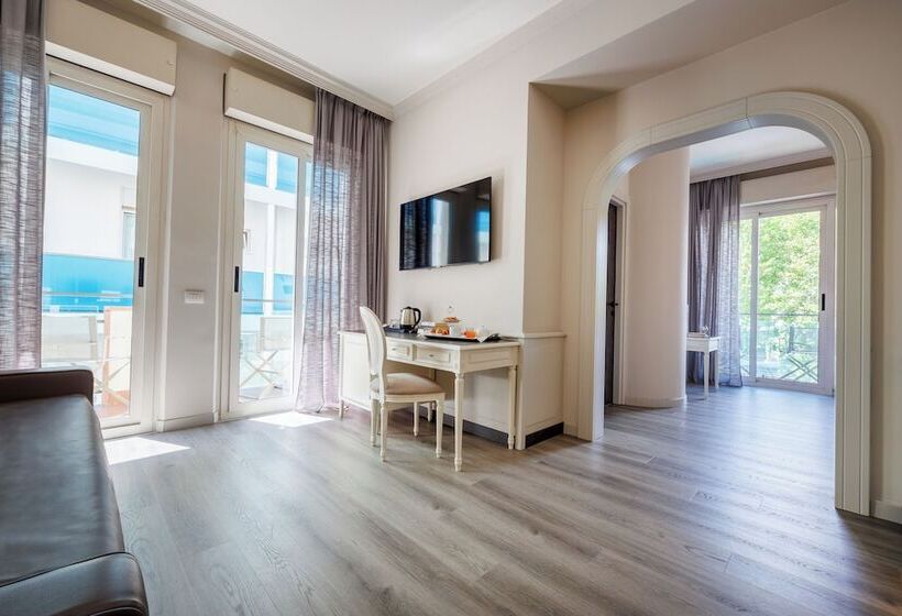 سوییت جونیور, Parco Dei Principi Boutique