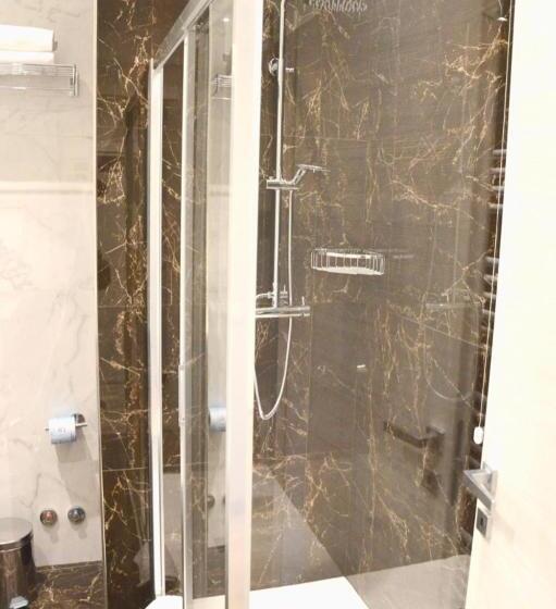 חדר דלוקס לארבעה, Regent   In Pieno Centro