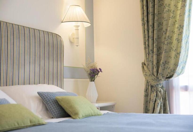 Номер Стандарт, Relais Santa Chiara Hotel   Tuscany Charme