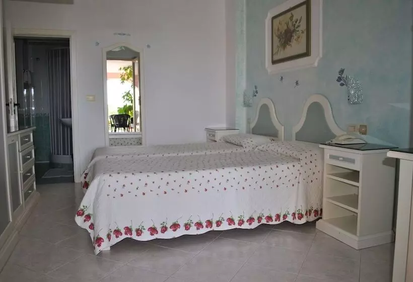 اتاق استاندارد, Ristorante Borgo La Tana