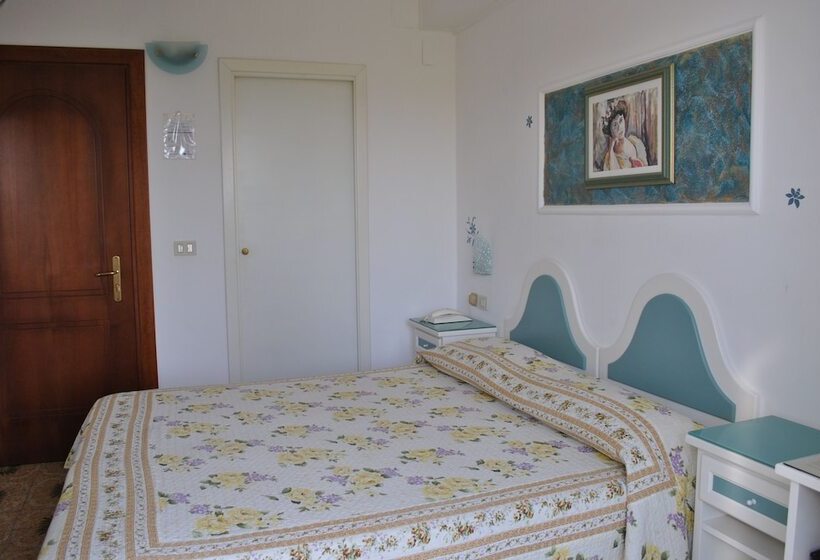 חדר אקונומי, Ristorante Borgo La Tana