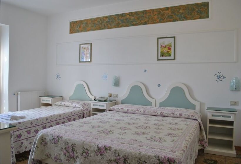 חדר אקונומי לשלושה, Ristorante Borgo La Tana