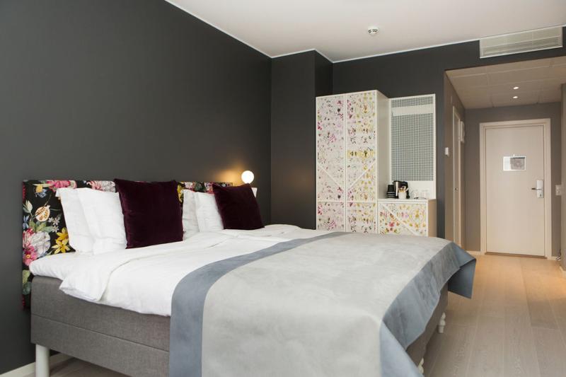 اتاق خانوادگی, Starhotels Michelangelo Rome