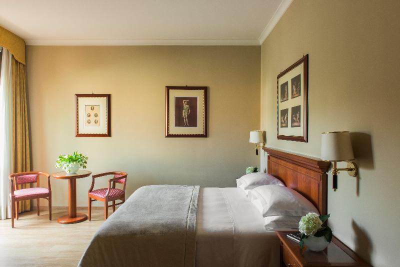 سوییت جونیور, Starhotels Michelangelo Rome