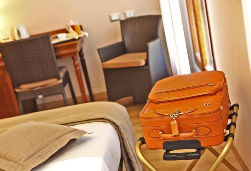 חדר קומפורט, Terme Salvarola