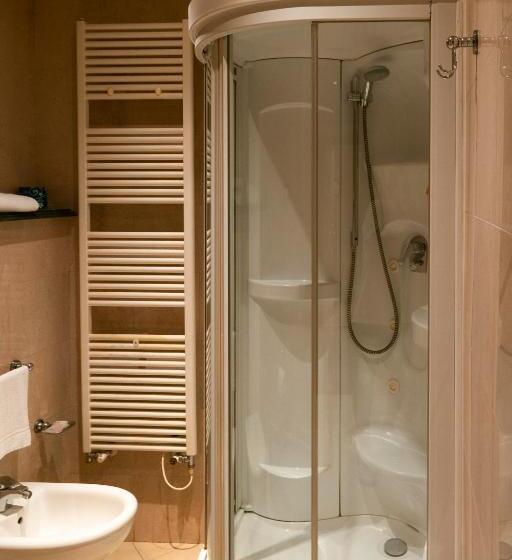 חדר סופריור נוף לגינה, Terme Salvarola