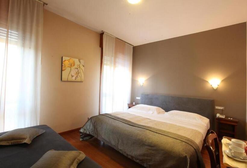 חדק דלוקס עם ג'קוזי, Terme Salvarola