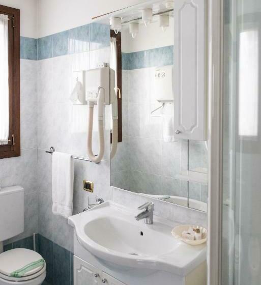 スタンダードルーム, Villa Stucky