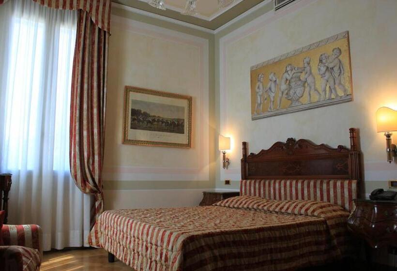 Номер Стандарт Трехместный, Villa Stucky
