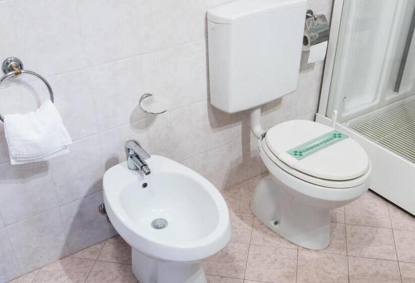 スーペリアールーム, Villa Stucky