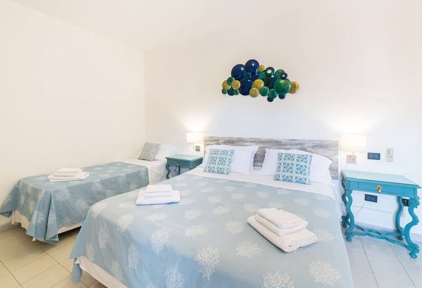 غرفة قياسية ثلاثية, Villino Gallodoro