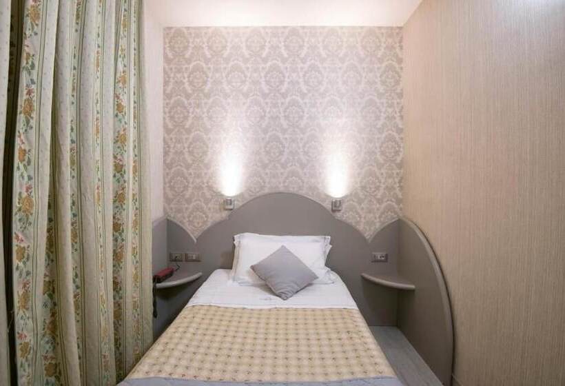 스탠다드 싱글 룸, Marchi Hotel