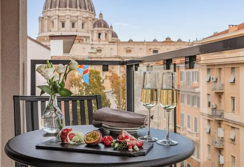 اتاق لوکس با بالکن, Starhotels Michelangelo Rome