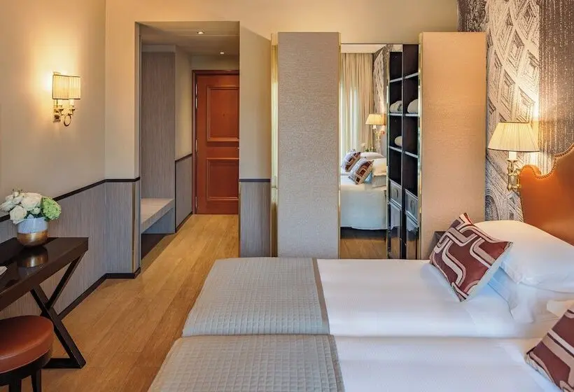 اتاق لوکس با بالکن, Starhotels Michelangelo Rome