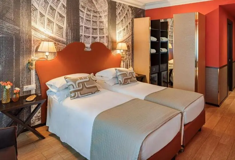آپارتمان یک خوابه با دری مشترک که هال را جدا می کند., Starhotels Michelangelo Rome
