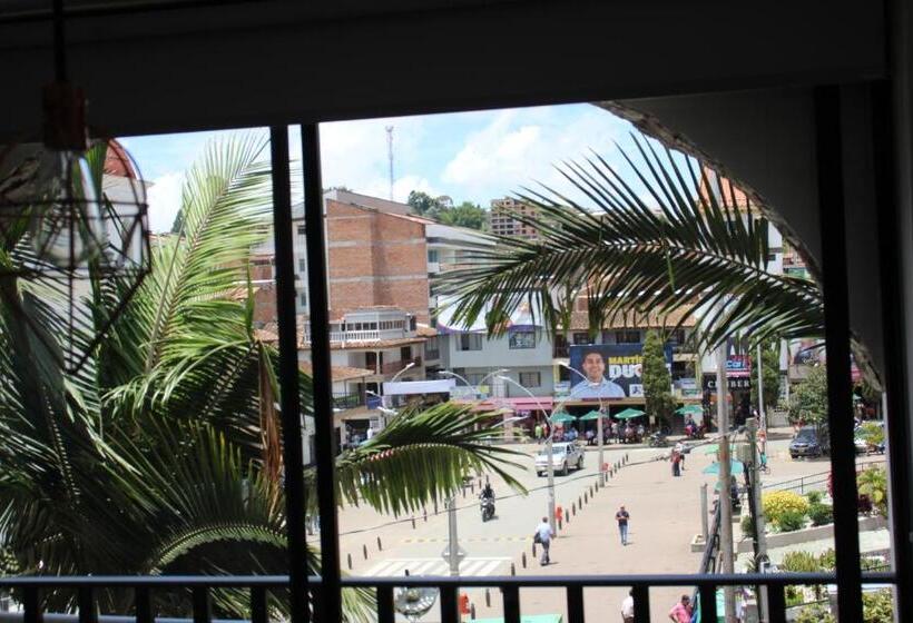 带阳台套房, Plaza El Santuario