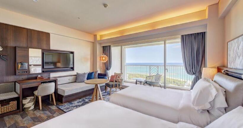 Номер Deluxe, Ana Intercontinental Ishigaki Resort, An Ihg