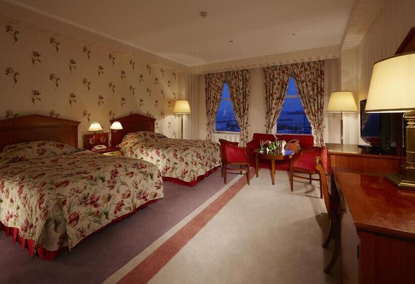 اتاق کلاب, Amsterdam Huis Ten Bosch