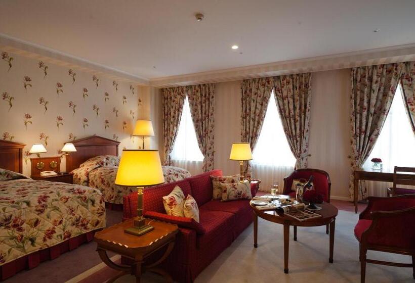 اتاق کلاب, Amsterdam Huis Ten Bosch